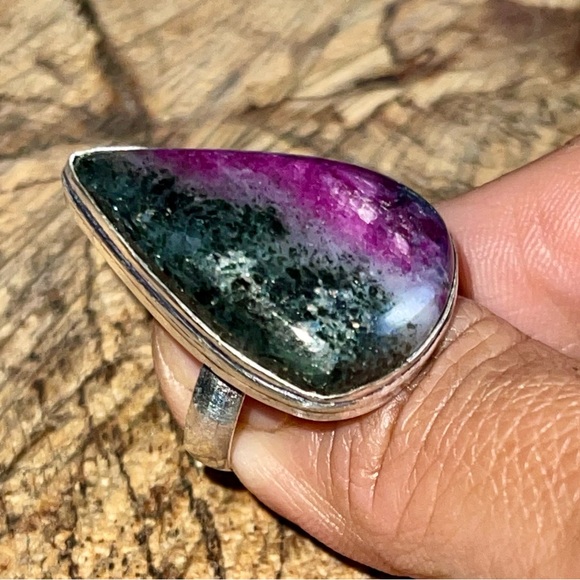 “Stone of Courage & Strength” Ruby Zoisite Ring Size 7 1/2 - Picture 11 of 16